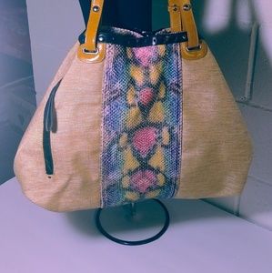 Beautiful bag with snakeskin accent